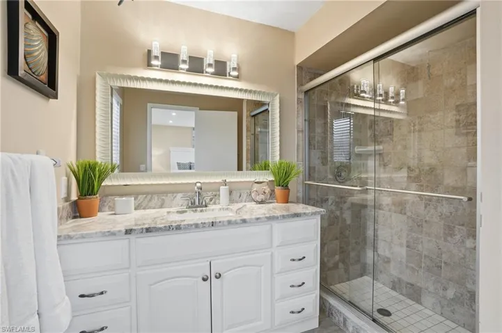 595  109th N AVE, Naples, FL 34108