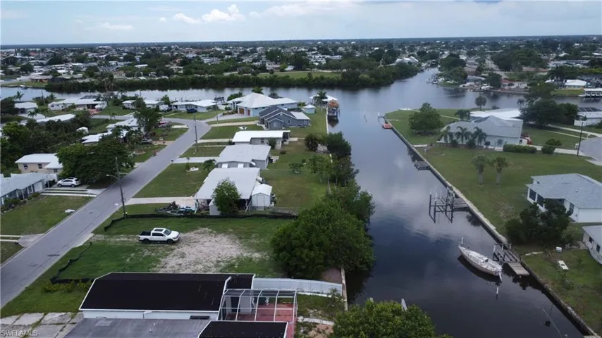 115 Poinsettia Cir Ne, Port Charlotte, Florida 33952