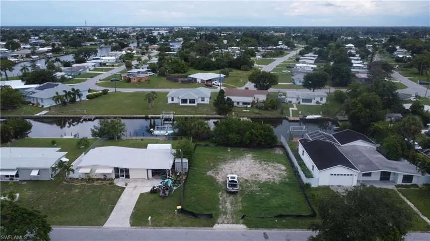 115 Poinsettia Cir Ne, Port Charlotte, Florida 33952