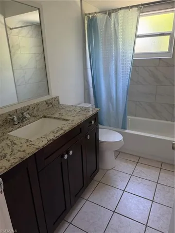 709 46th Ter 1-4, Cape Coral, Florida 33904
