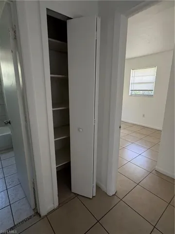 709 46th Ter 1-4, Cape Coral, Florida 33904