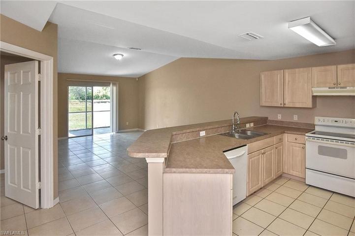 116-118  Harry S AVE, LEHIGH ACRES, FL 33973