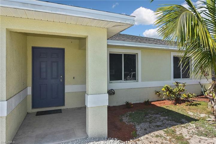 116-118  Harry S AVE, LEHIGH ACRES, FL 33973