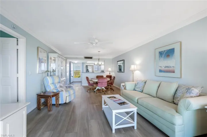 37  High Point E CIR, Naples, FL 34103