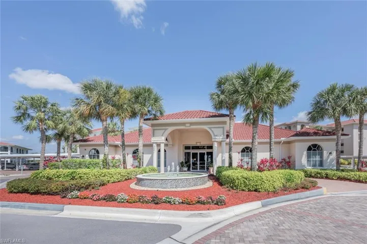 37  High Point E CIR, Naples, FL 34103