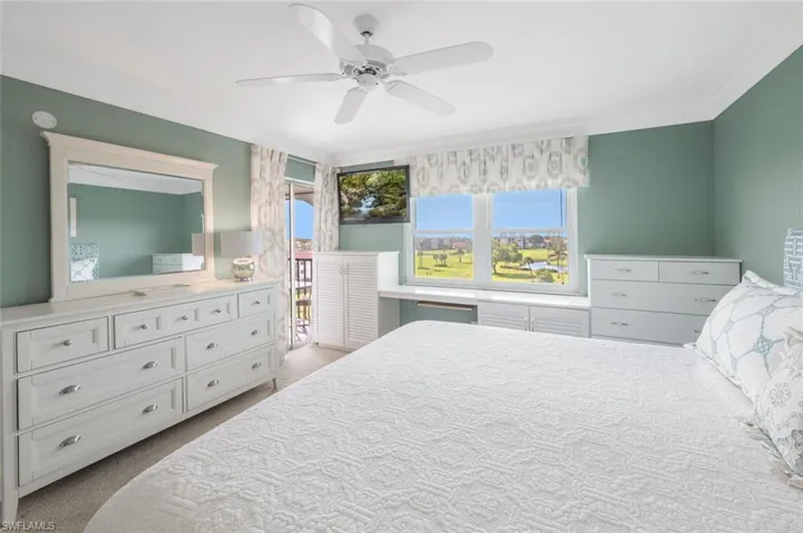 37  High Point E CIR, Naples, FL 34103