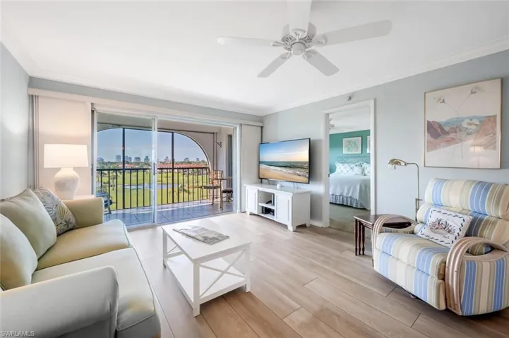 37  High Point E CIR, Naples, FL 34103