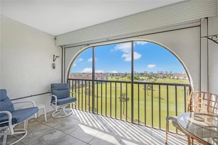 37  High Point E CIR, Naples, FL 34103