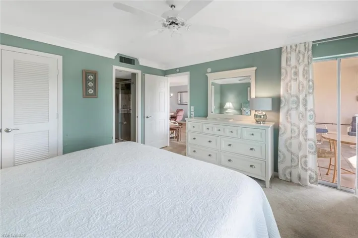 37  High Point E CIR, Naples, FL 34103