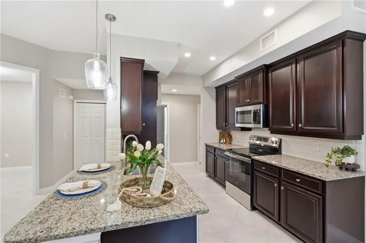 26111 Palace Ln 101, Bonita Springs, Florida 34135
