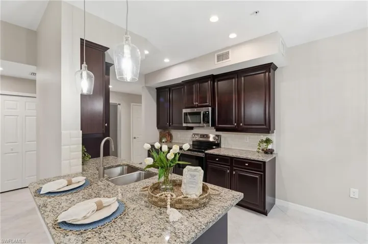 26111 Palace Ln 101, Bonita Springs, Florida 34135