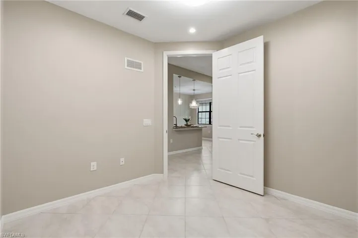 26111 Palace Ln 101, Bonita Springs, Florida 34135