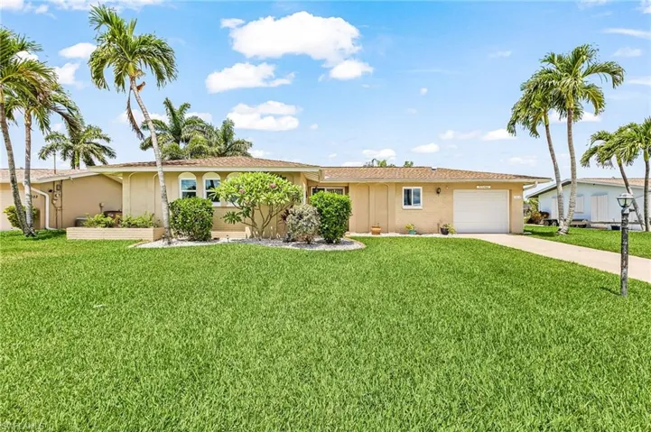 Newer roof, perfect landscaping