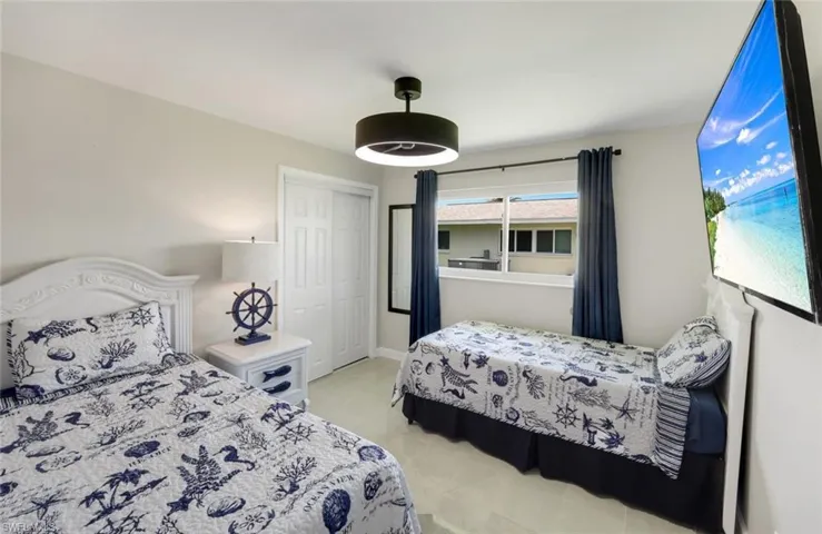 2107 Se 25th Ter, Cape Coral, Florida 33904