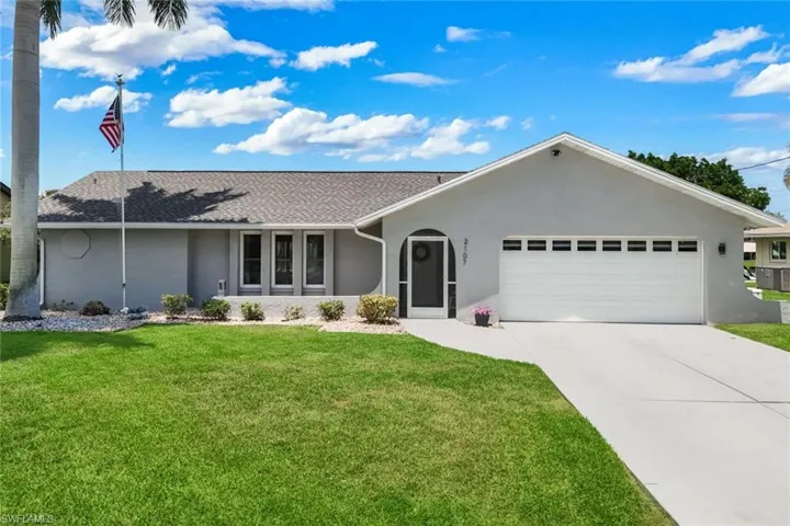2107 Se 25th Ter, Cape Coral, Florida 33904