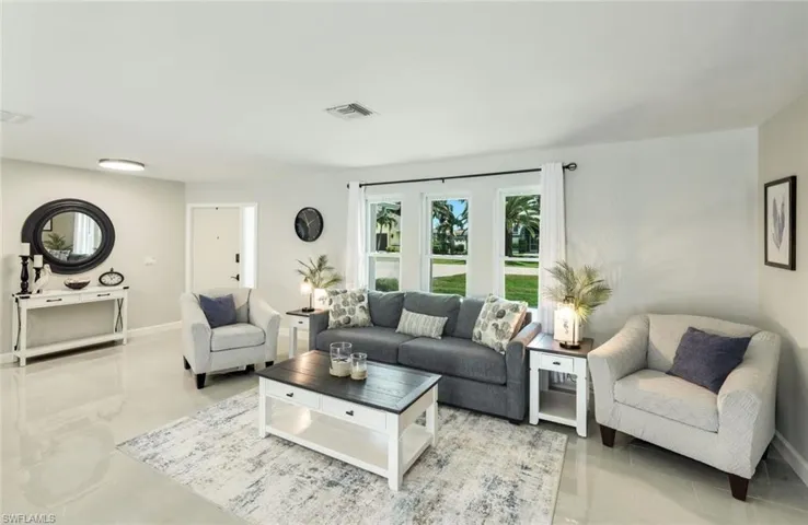 2107 Se 25th Ter, Cape Coral, Florida 33904