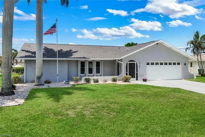 2107 Se 25th Ter, Cape Coral, Florida 33904