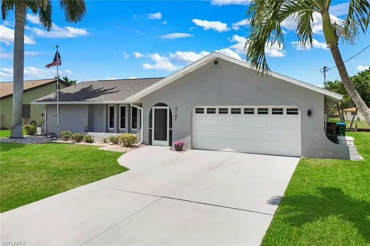 2107 Se 25th Ter, Cape Coral, Florida 33904