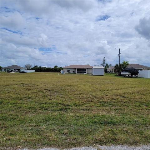 Looking directly at the lot from the street