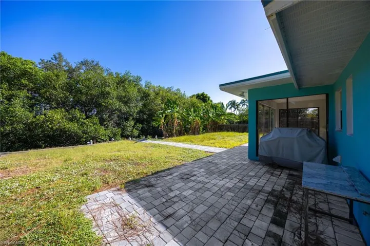 47 River Ct, Naples, Florida 34110