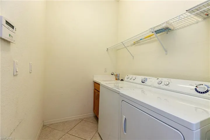 11108 Esteban Dr, Fort Myers, Florida 33912