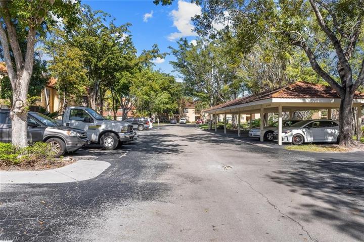2226 Arbour Walk CIR # 1914, NAPLES FL 34109