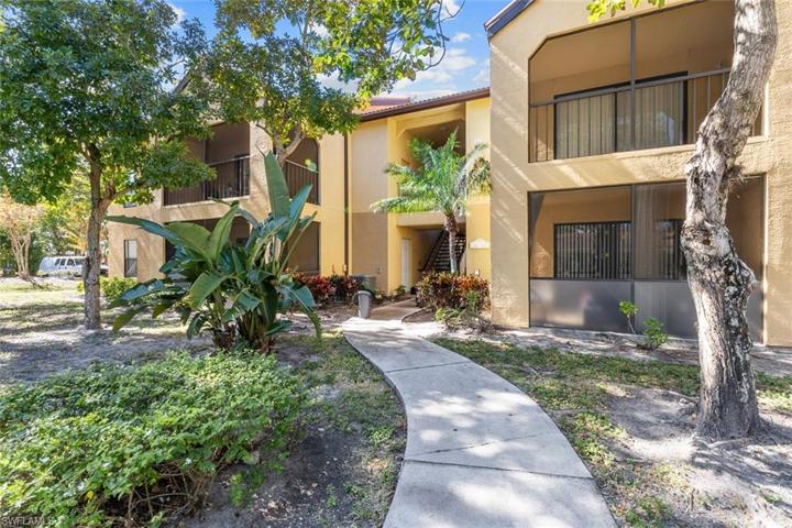 2226 Arbour Walk CIR # 1914, NAPLES FL 34109