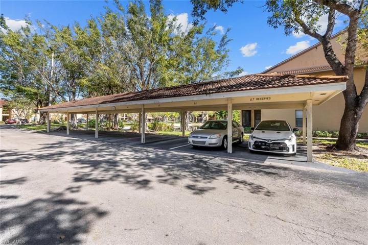 2226 Arbour Walk CIR # 1914, NAPLES FL 34109