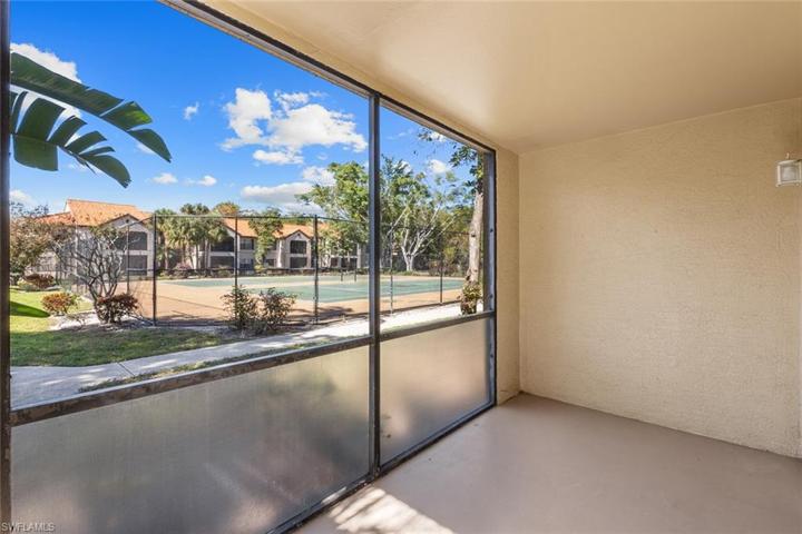2226 Arbour Walk CIR # 1914, NAPLES FL 34109