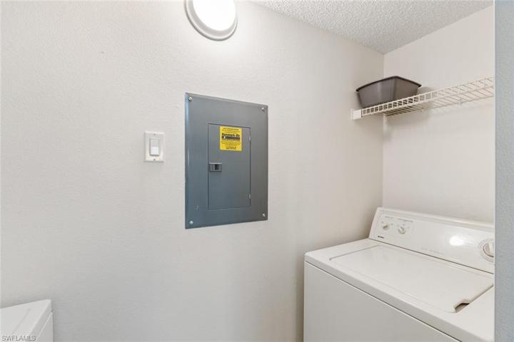 2226 Arbour Walk CIR # 1914, NAPLES FL 34109