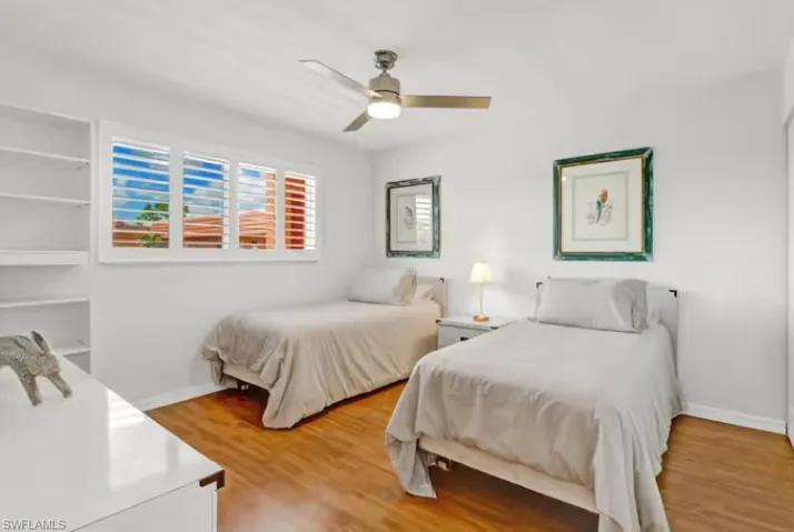 170 Turtle Lake Ct 309, Naples, Florida 34105