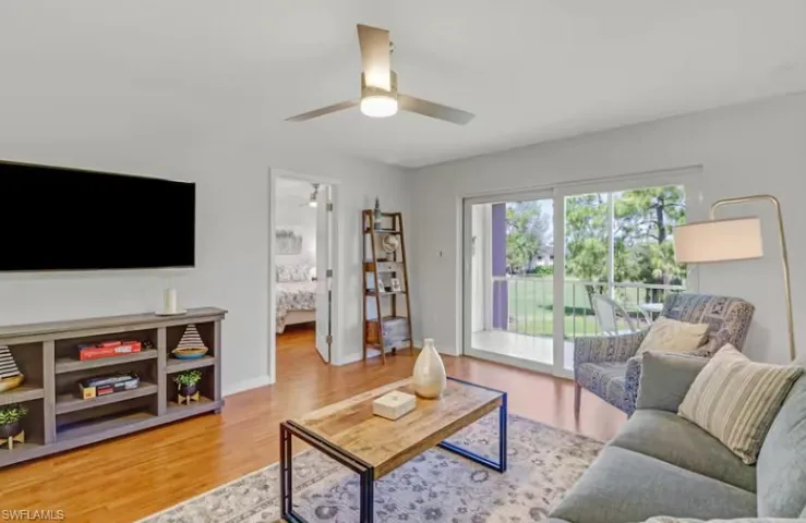 170 Turtle Lake Ct 309, Naples, Florida 34105