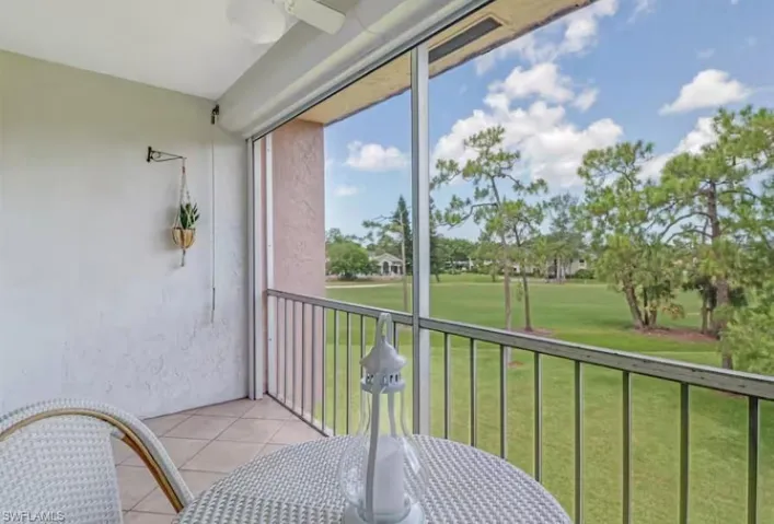 170 Turtle Lake Ct 309, Naples, Florida 34105