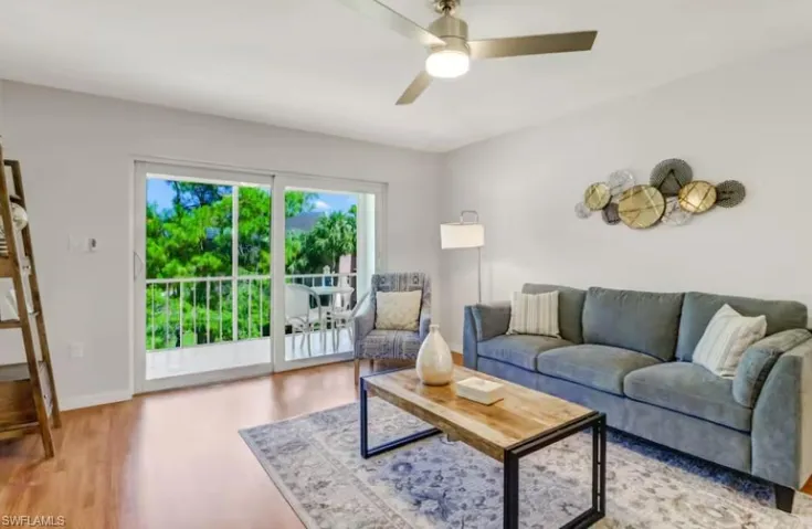 170 Turtle Lake Ct 309, Naples, Florida 34105