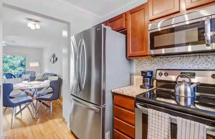 170 Turtle Lake Ct 309, Naples, Florida 34105