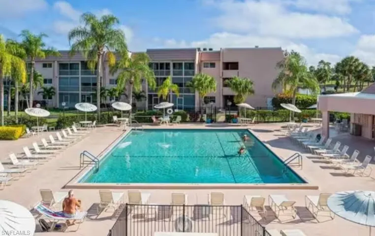 170 Turtle Lake Ct 309, Naples, Florida 34105