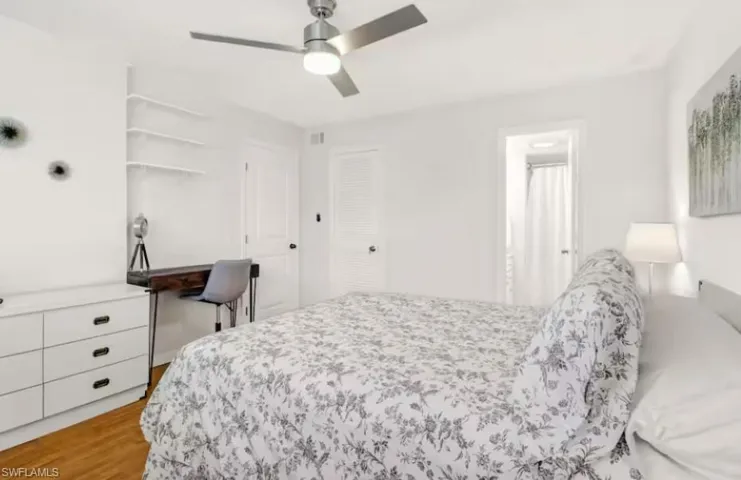 170 Turtle Lake Ct 309, Naples, Florida 34105