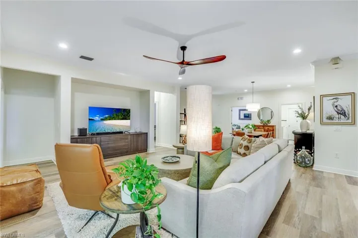 4956 Shaker Heights Ct 101, Naples, Florida 34112