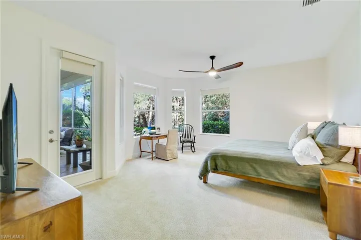 4956 Shaker Heights Ct 101, Naples, Florida 34112
