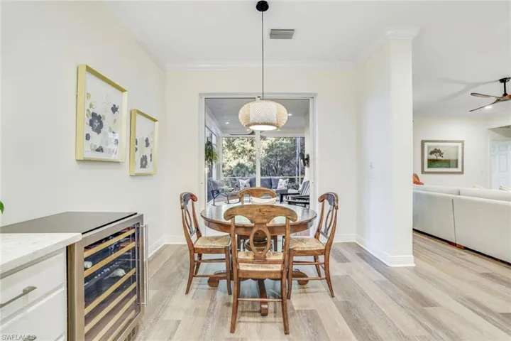 4956 Shaker Heights Ct 101, Naples, Florida 34112