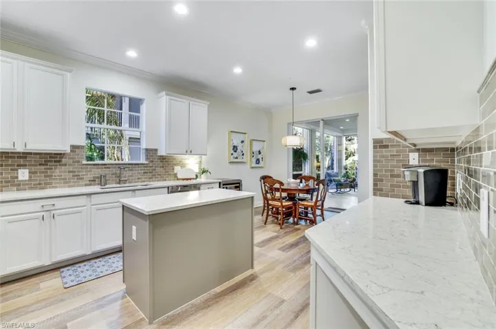 4956 Shaker Heights Ct 101, Naples, Florida 34112