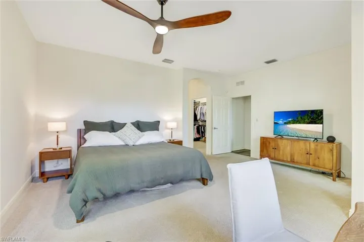 4956 Shaker Heights Ct 101, Naples, Florida 34112