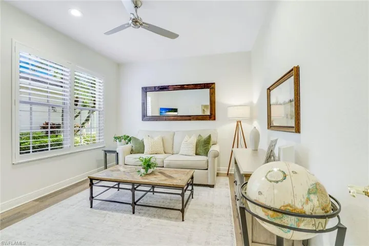 4956 Shaker Heights Ct 101, Naples, Florida 34112
