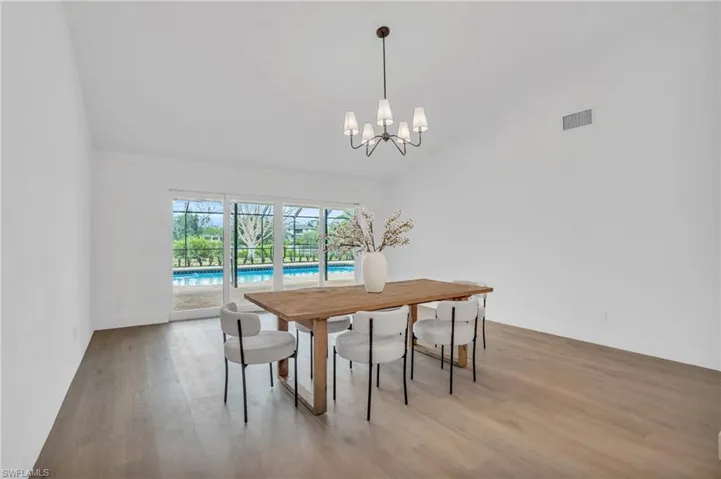7247  Lake  DR, Fort Myers, FL 33908