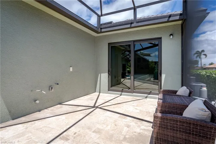 Outdoor kitchen location