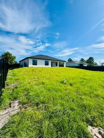 2507 39th St Sw, Lehigh Acres, Florida 33976