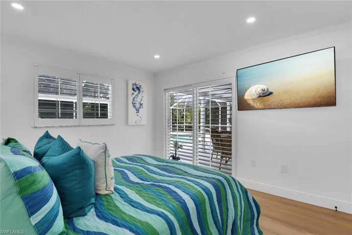 740 Park Shore Dr, Naples, Florida 34103