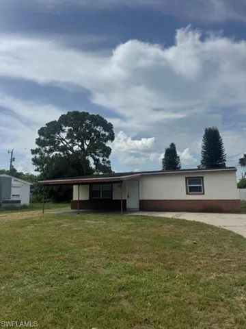 31 Andora St, Lehigh Acres, Florida 33936
