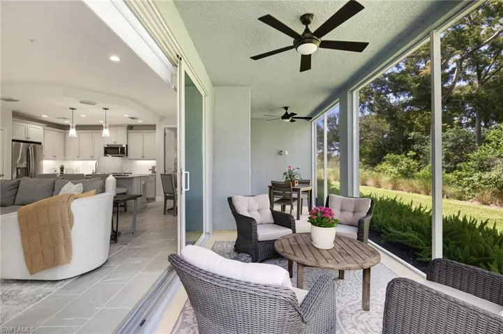 Large screened in lanai patio