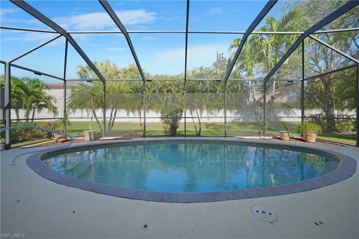12302 Country Day CIR, FORT MYERS FL 33913